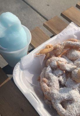 Cotton candy water ice w/ funnel cake