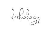 Lash extension salon providing premier high end luxury services.