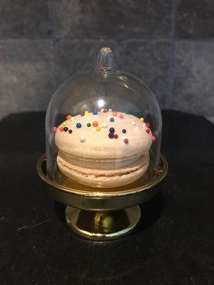 Birthday Cake Macarons