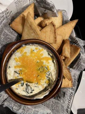 Artichoke dip with pita bread