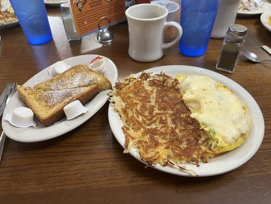 Veggie omelette with French Toast