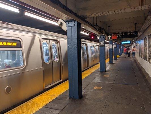 MTA - 50th Street Subway Station - C/E