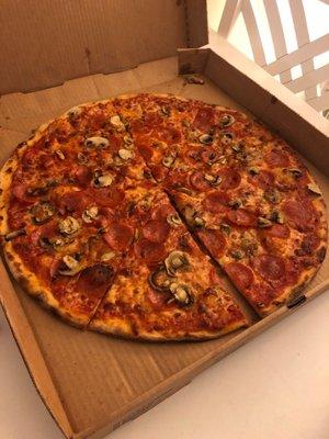 Pepperoni and Mushroom Large Pie - really crispy thin crust - my family and I loved it!