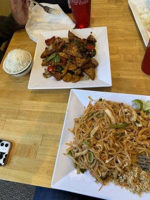 Pad Thai Dinner, Szechuan Chicken Dinner