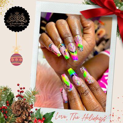 We hope that you have a wonderful time at Q Nails & Spa. LIKE and FOLLOW our page for updates, exclusive offers, and fabulous giveaway.