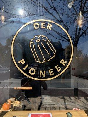 The front window of Der Pioneer.