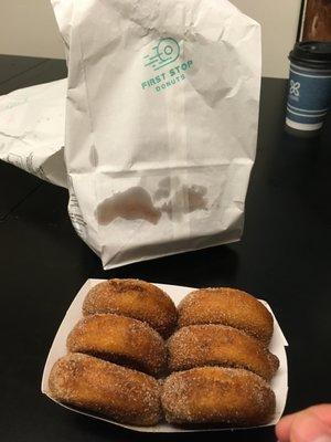 apple cider donuts