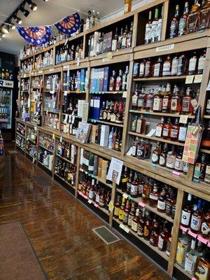 Dean's Liquor