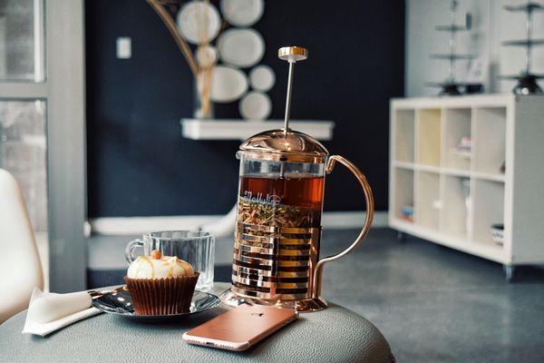 Tea and cupcake: Brewed in a Copper Tea Press