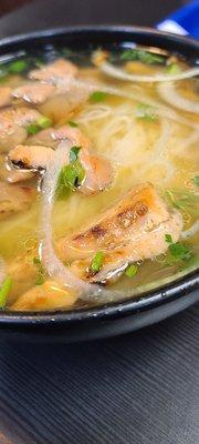 Grilled chicken soup noodles