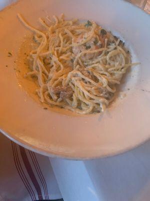 Angel hair pasta with shrimp and mushroom