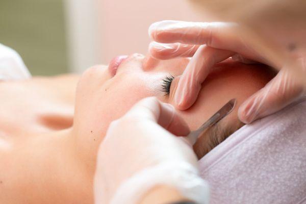 Dermaplane Treatment