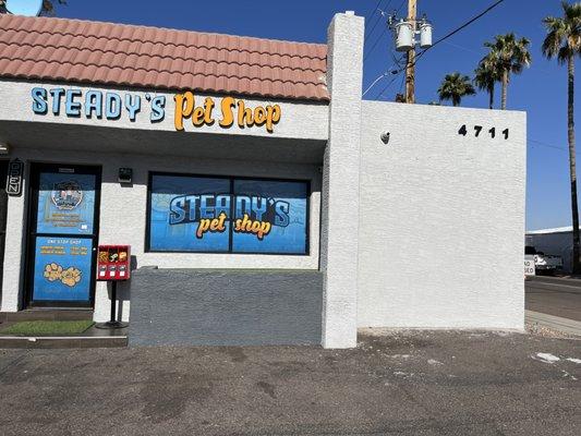 Steady's petshop ,store front entrance