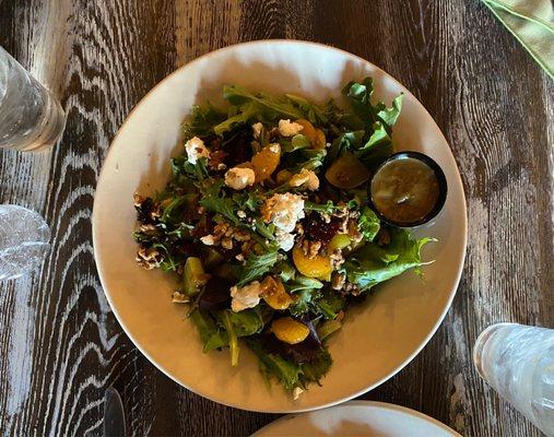 Beet salad with goat cheese