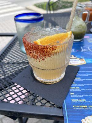 House margarita with tajin