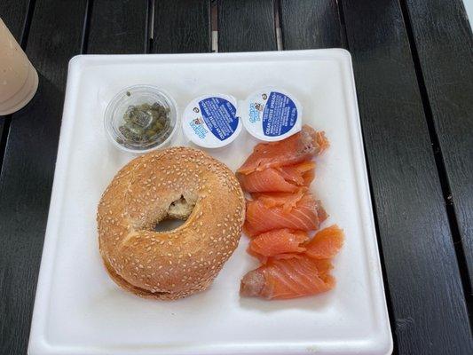 Do-it-yourself bagel & lox.