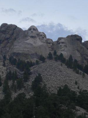 Mount Rushmore and Custer State park are near by, along with many other sightseeing locations.