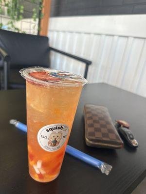 Strawberry lemonade 75% sweet with rainbow jelly and mango boba