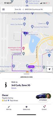 No movement while I still wait. Lyft has no option to report current or pending rides