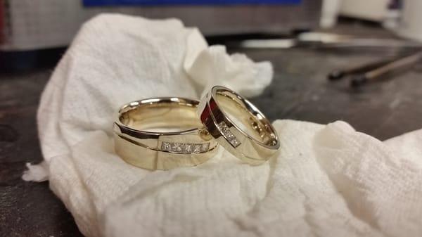 custom wedding rings. design it yourself to make it unique!