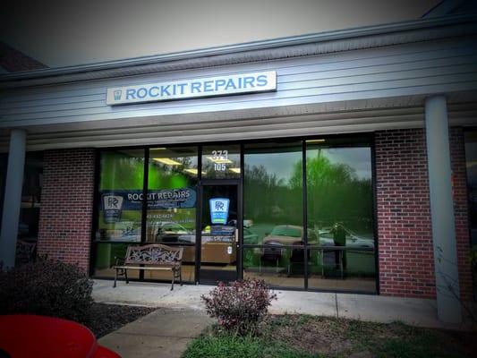 Front of our cell phone, tablet and computer repair shop in Stafford, Virginia.