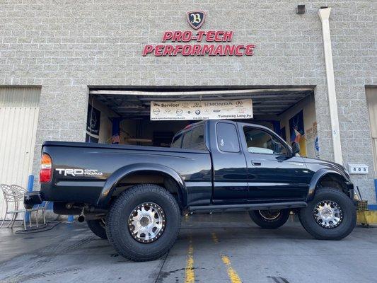 Off-road 2 piece Beed Lock rims Installed by Pro-Tech Performance on a Sunday afternoon