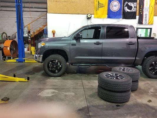 New lift and tires on a 2017 tundra