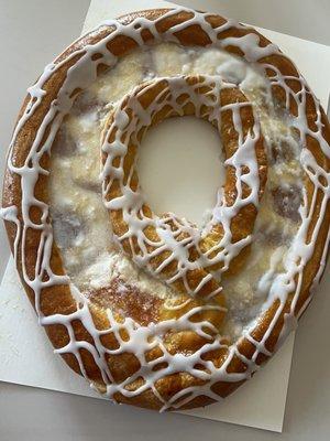 Apricot and Cheese Kringle (5 stars)