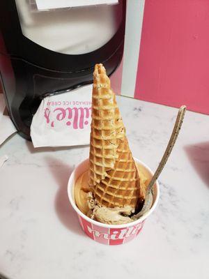 Bowl with waffle cone