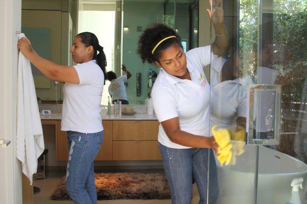 Deep cleaning bathrooms