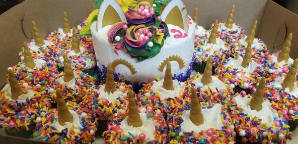 Unicorn CupCakes and Cake