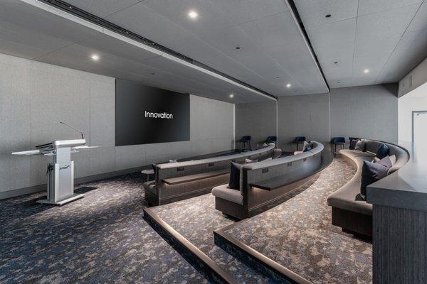 Innovation Hotel Cinema