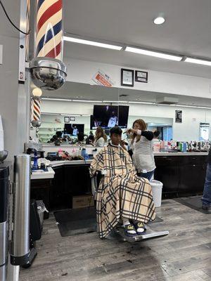 Gallardo's Barbershop