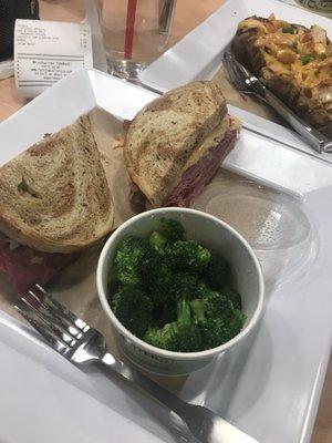 Reuben sandwhich