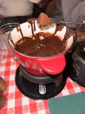 Chocolate fondue