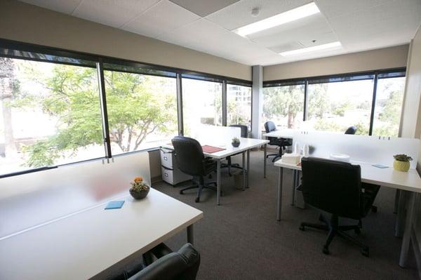 Coworking space for lawyers. Available to rent by the hour, day, month or for events. Large room,10 desks, awesome view of canyon.