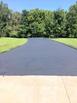 Asphalt seal coating