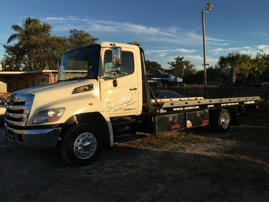 Contact us for Towing Service!