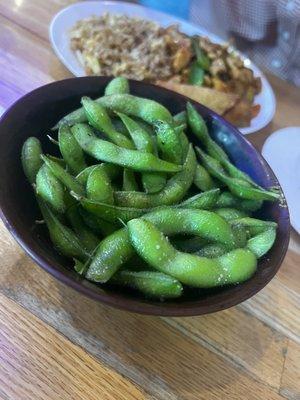 Steamed edamame