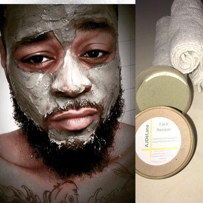 Cleansing and Exfoliating Clay Mask!