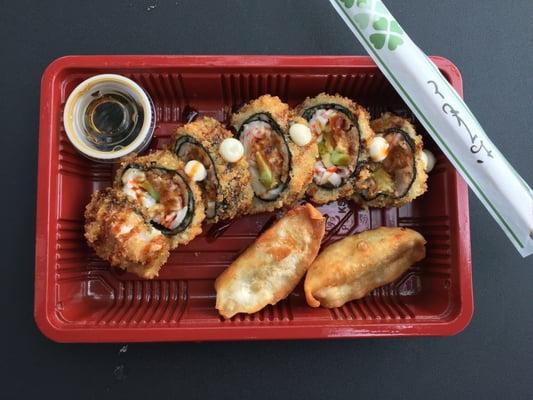 M-16 Box Spicy tuna, crab, and avocado panko fried and topped with garlic mayo and eel sauce...Yum!! + 2 Gyoza!