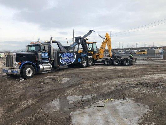 Heavy Duty Towing Services Chicago