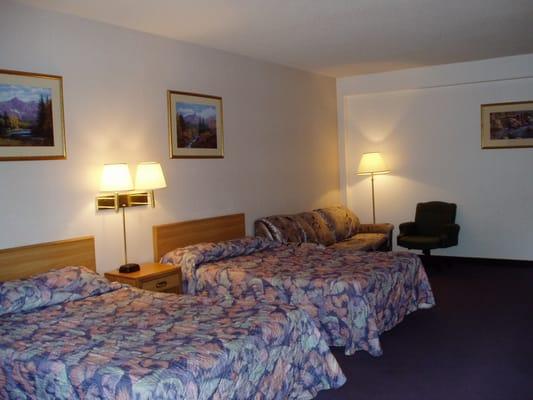 Rodeway Inn & Suites