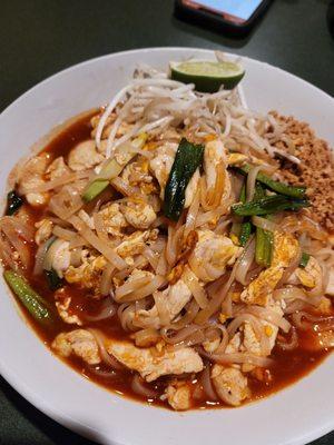 Pad Thai noodle, with chicken