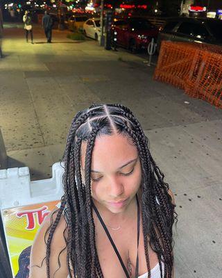 Knotless braids