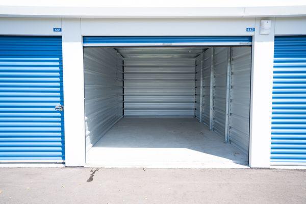 Look Self Storage Highland
500 N Milford rd. Highland Mi 48357
(734) 627-6900
Rent or reserve 24/7 online or at our in store KIOSK.