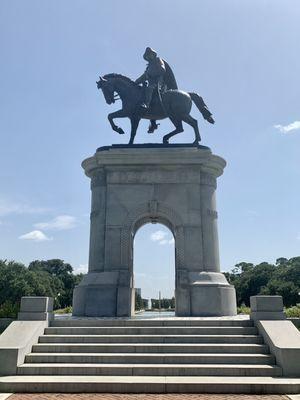 Sunny Sunday at the Sam Houston Monument