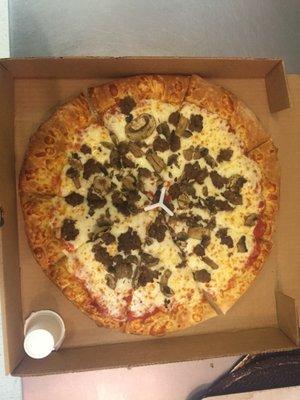 Hamburger & Mushroom pizza