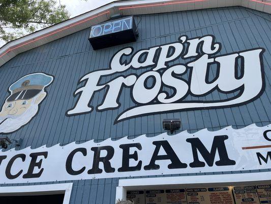 Cap'n Frosty Ice Cream