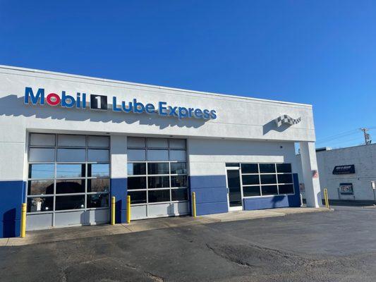 Mike's Oil Change - Mobil 1 Lube Express is independently and locally owned in Madisonville, KY for many many years.